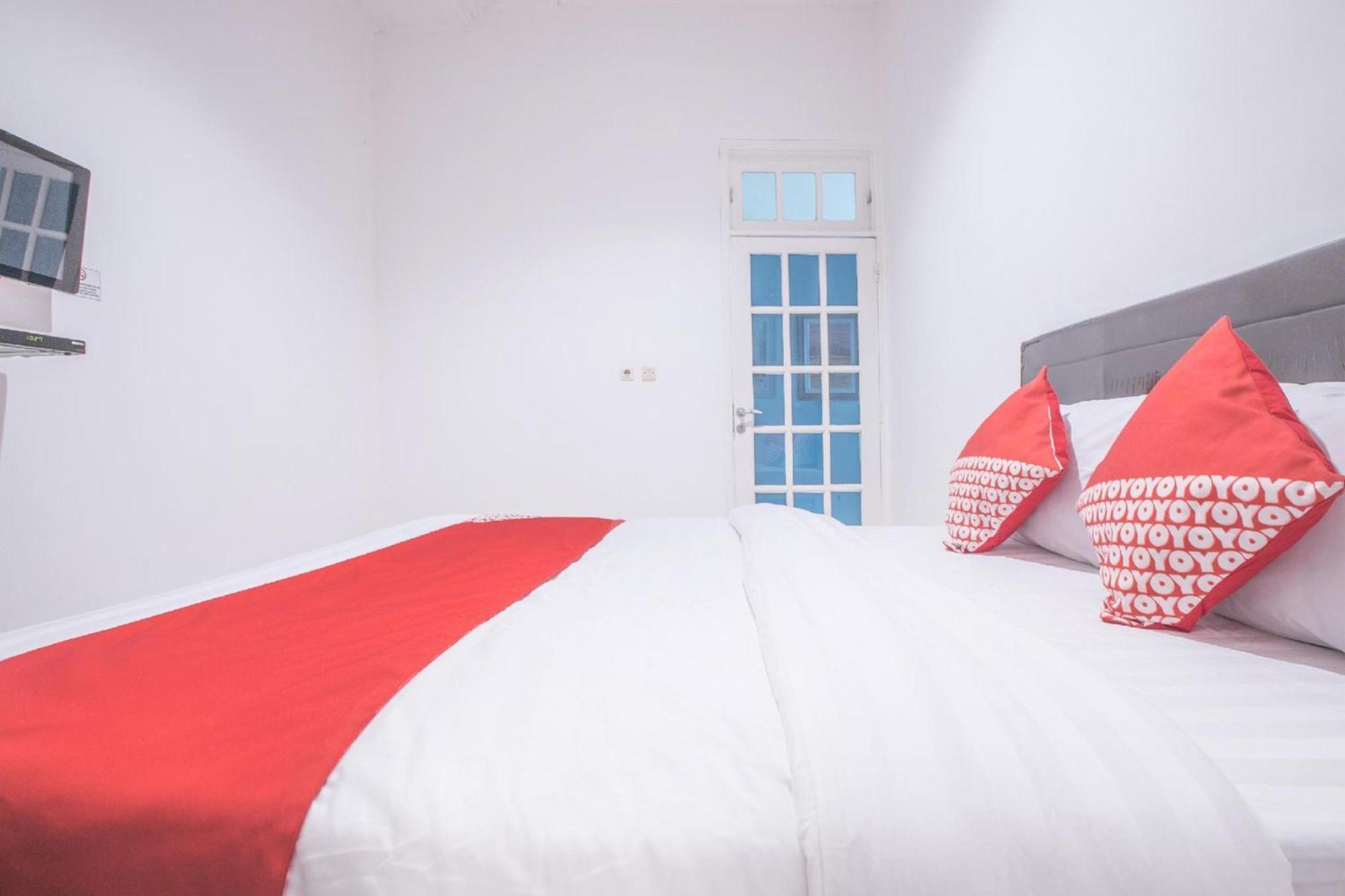 Capital O 332 Residence G17 Kemang جاكرتا المظهر الخارجي الصورة