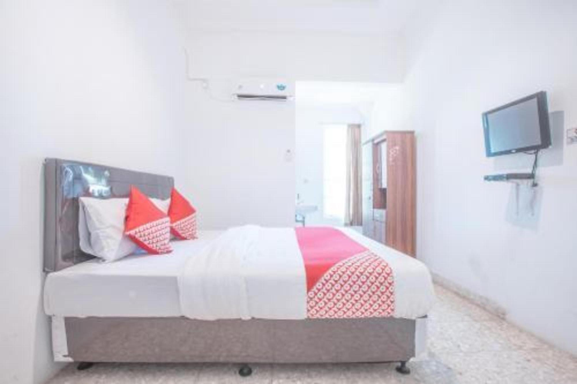 Capital O 332 Residence G17 Kemang جاكرتا المظهر الخارجي الصورة