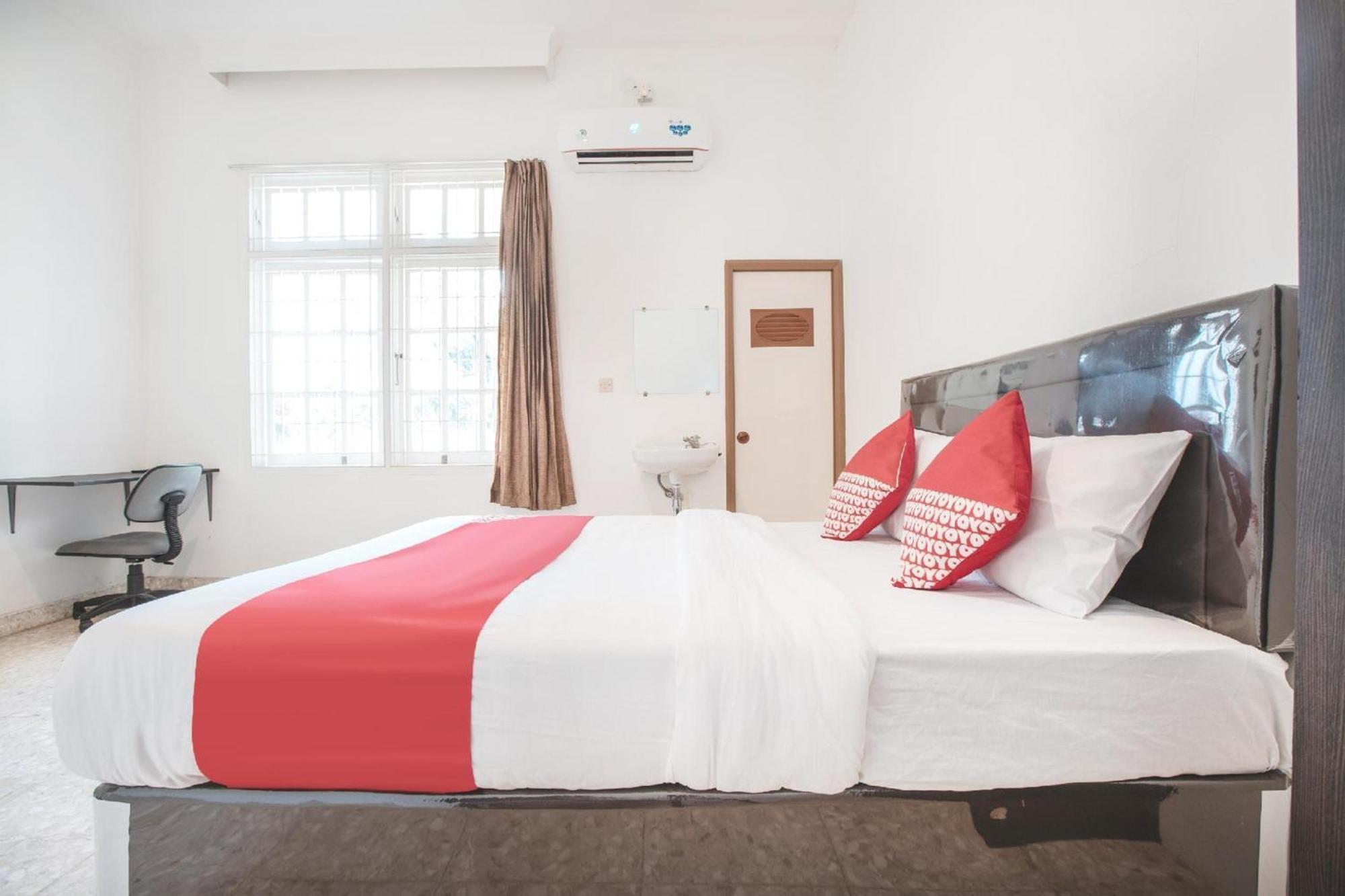 Capital O 332 Residence G17 Kemang جاكرتا المظهر الخارجي الصورة