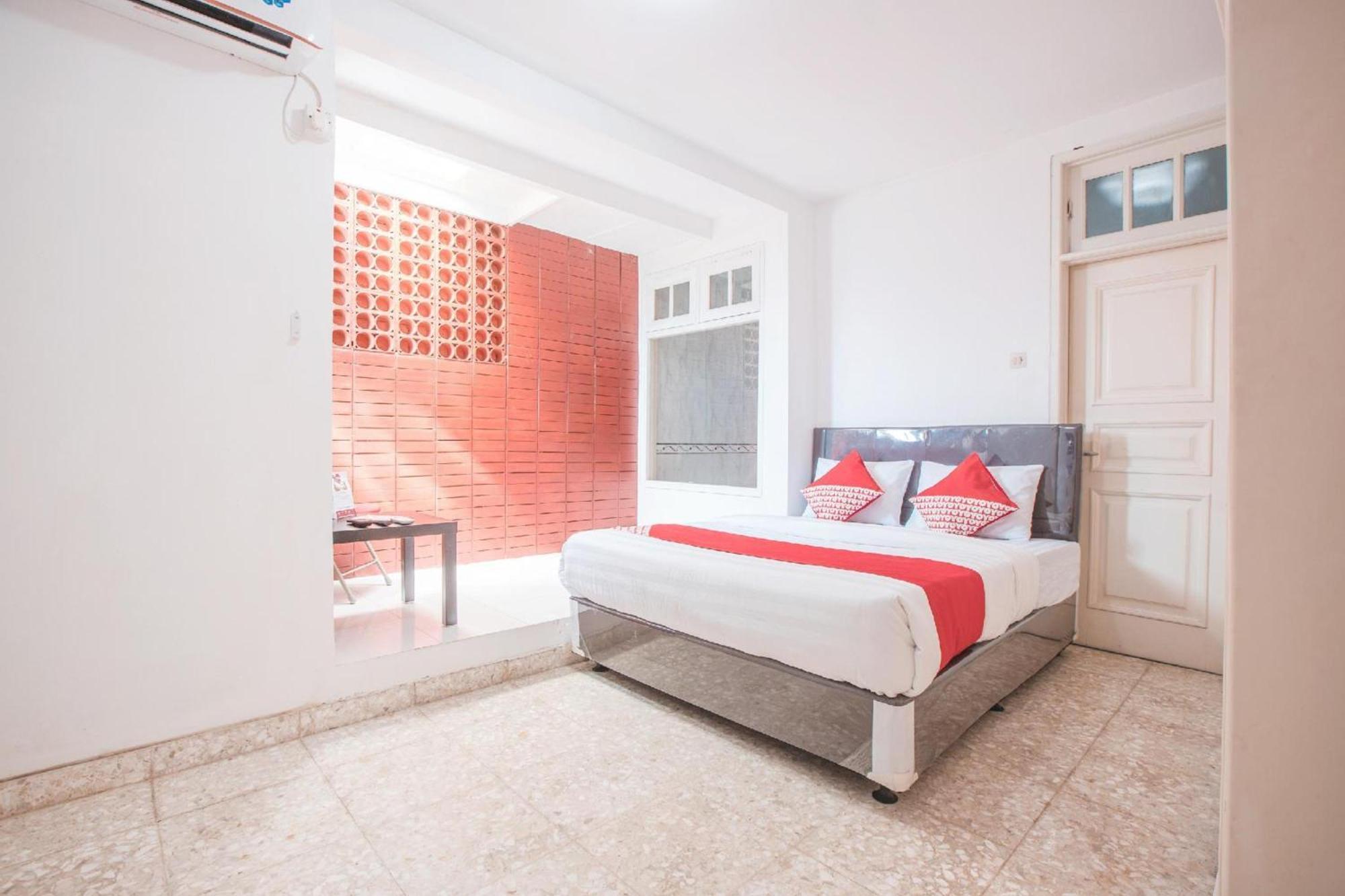 Capital O 332 Residence G17 Kemang جاكرتا المظهر الخارجي الصورة