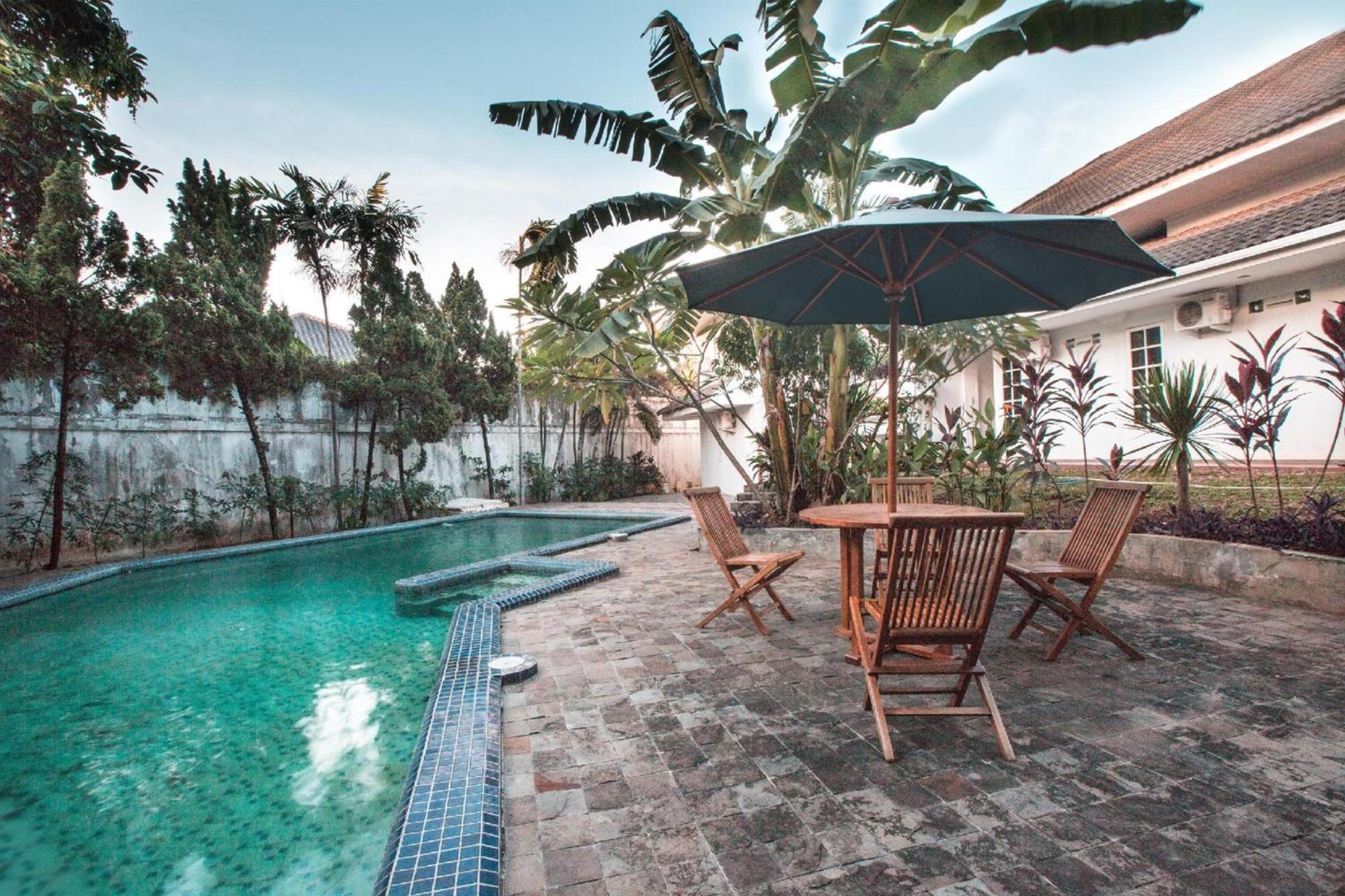 Capital O 332 Residence G17 Kemang جاكرتا المظهر الخارجي الصورة
